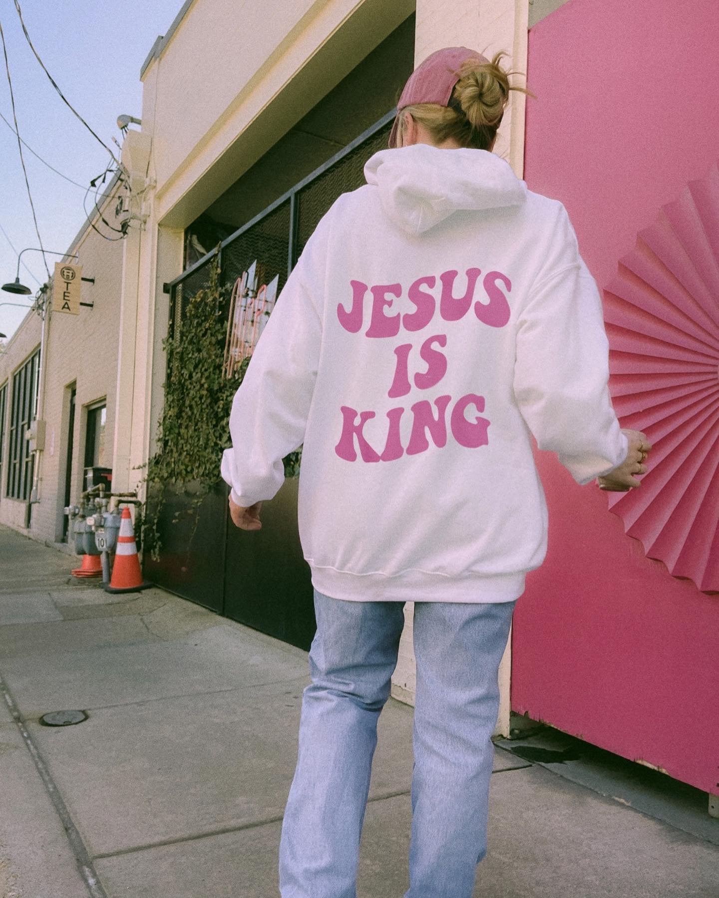 Jesus Is King | Hoodie